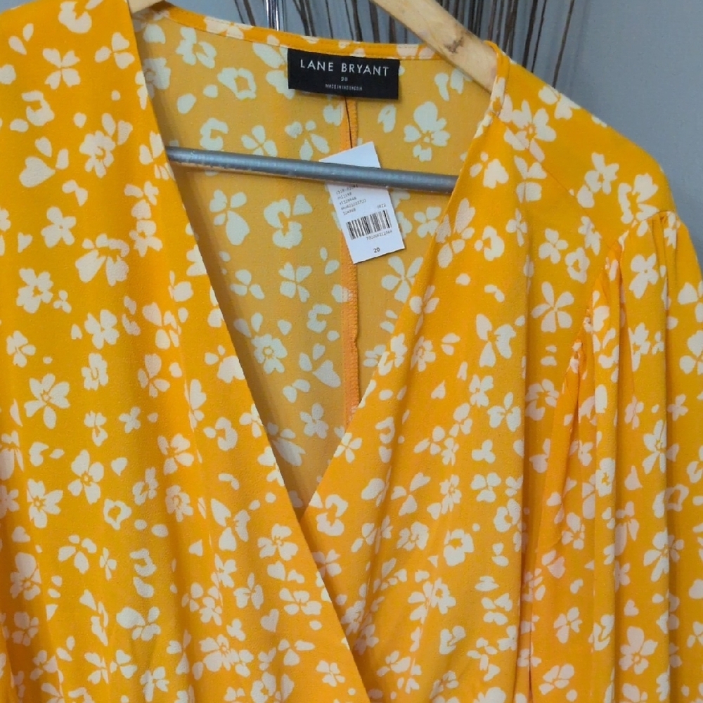 Lane Bryant Yellow Floral Wrap Surplice Neck Blouse - Picture 5 of 6